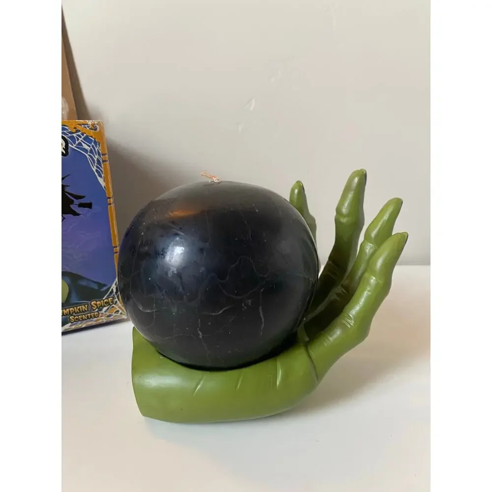 Vintage Spooky Lites Witch Hand Holder With Scented Pumpkin Spice Candle- New